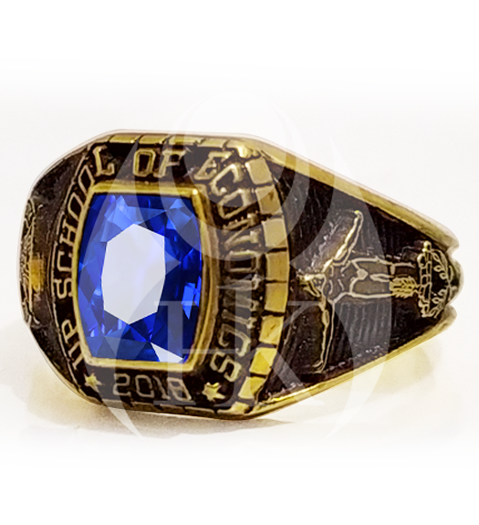 University of the Philippines School of Economics Class Ring